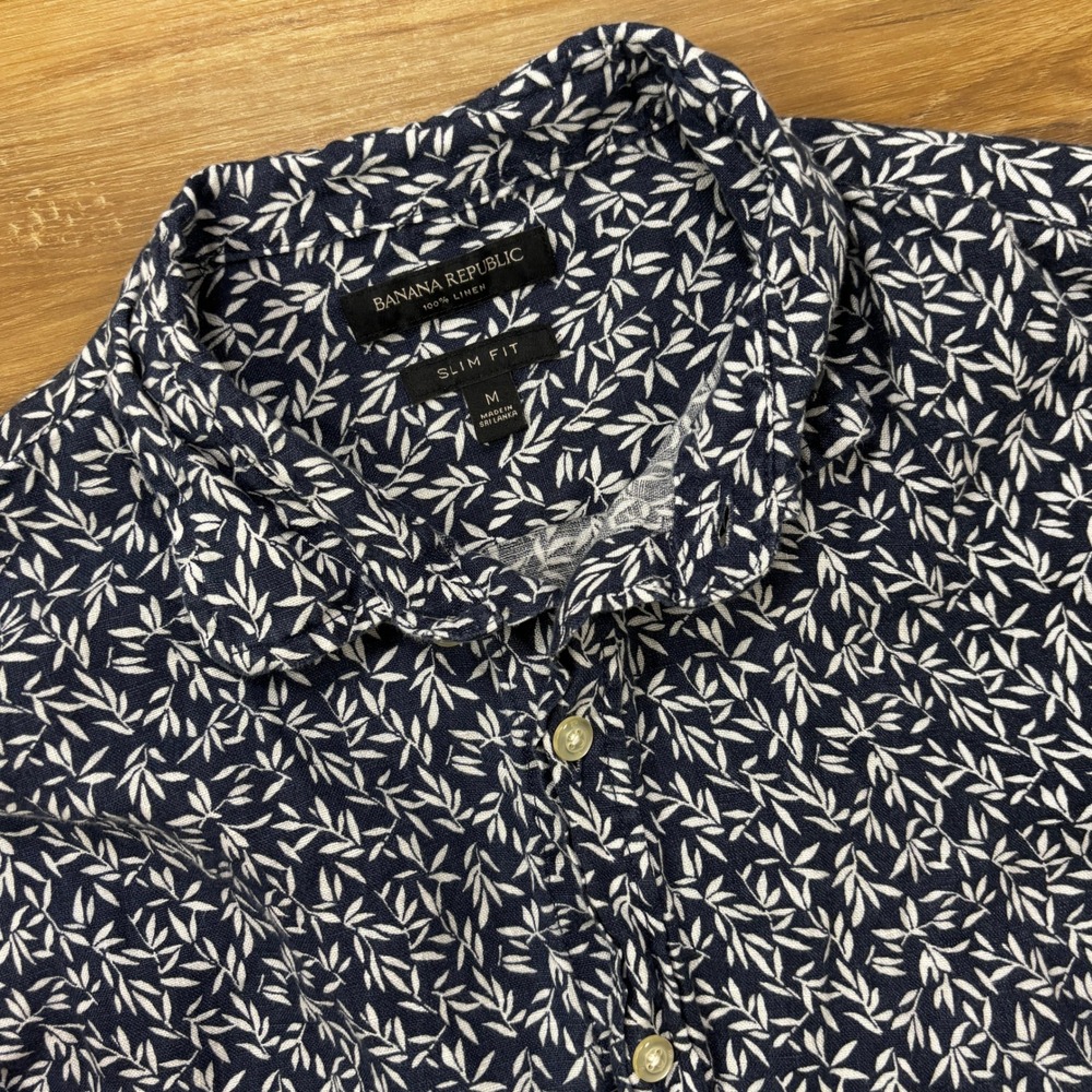 Banana Republic Linen Shirt Medium Leaf Print 100% Linen Slim Fit Navy White